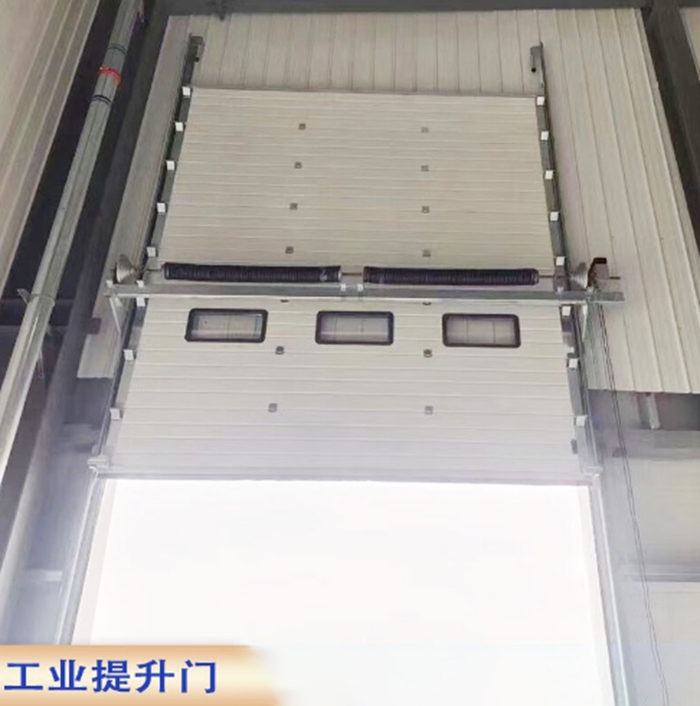 車間工業(yè)提升門.jpg